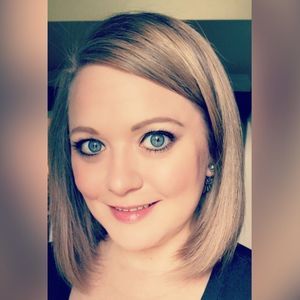 Meet your Posher, Jacqueline